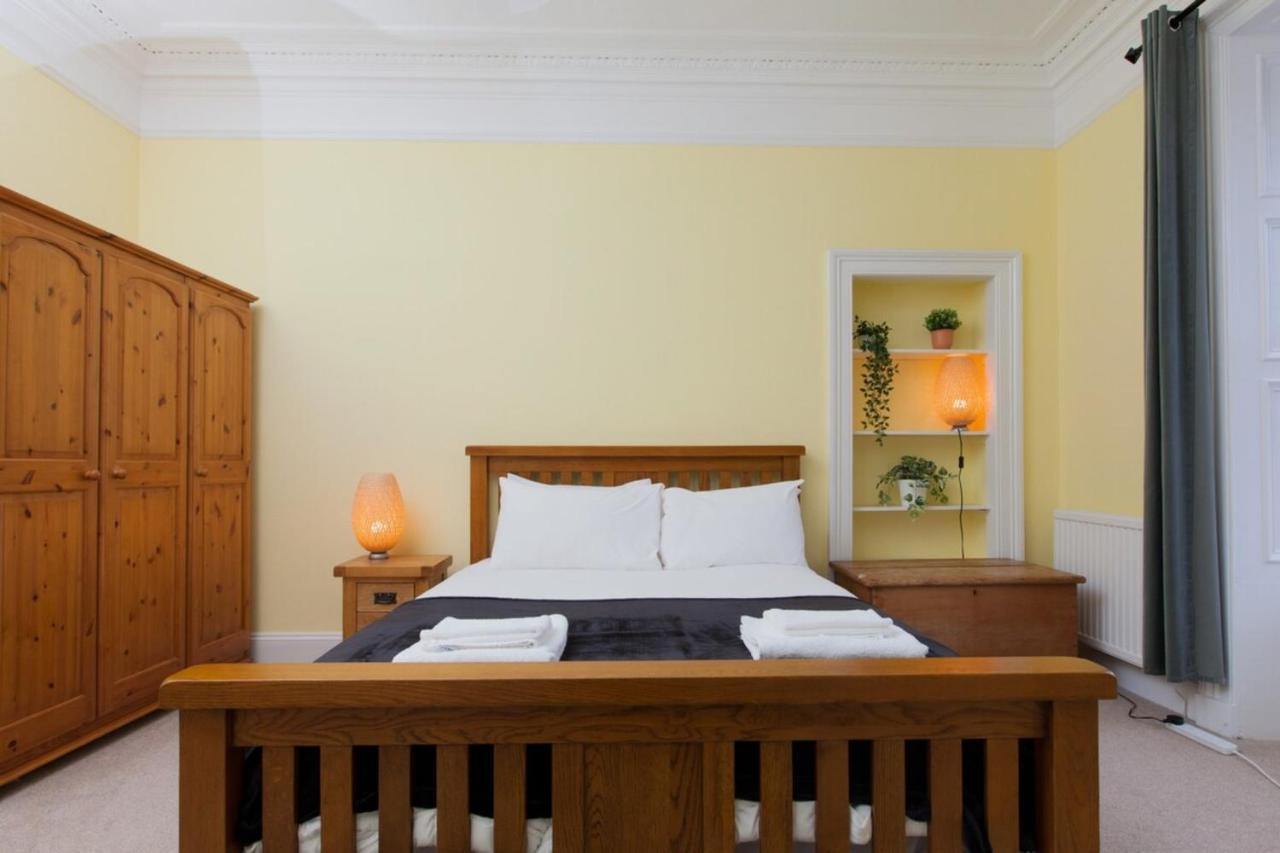 Elegant Traditional Edinburgh City Centre Flat Экстерьер фото