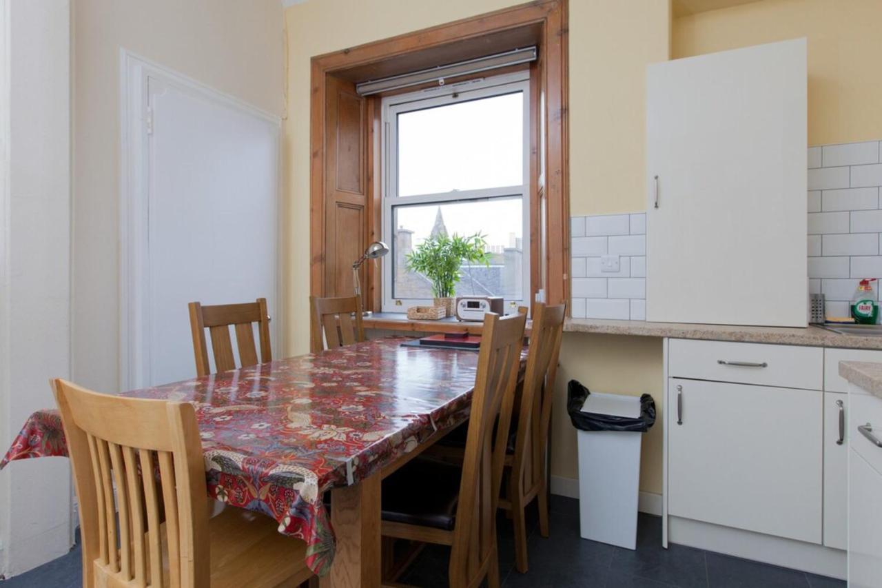 Elegant Traditional Edinburgh City Centre Flat Экстерьер фото